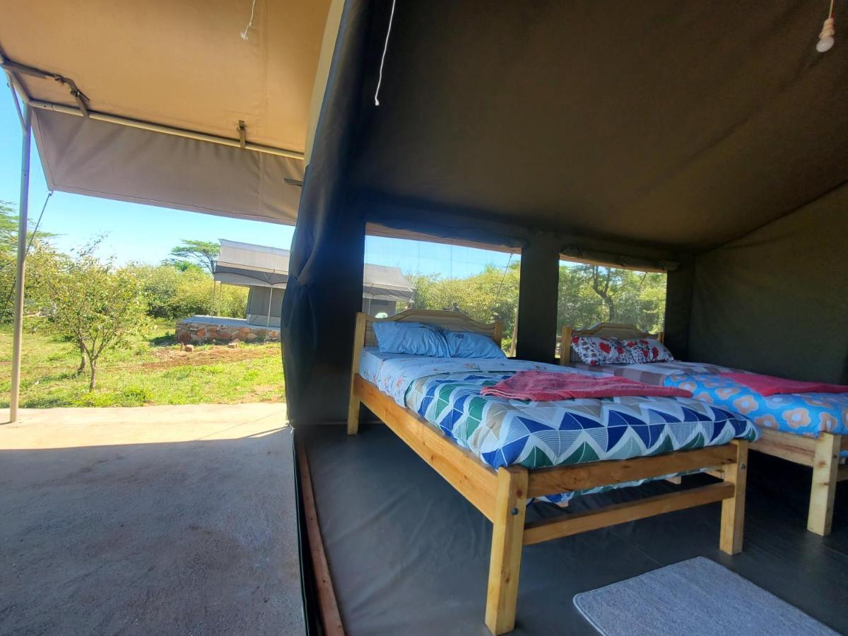 Semadep Safari Camp Bed & Breakfast Sekenani Екстериор снимка