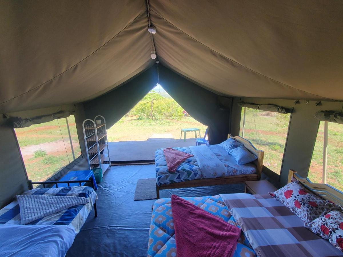 Semadep Safari Camp Bed & Breakfast Sekenani Екстериор снимка